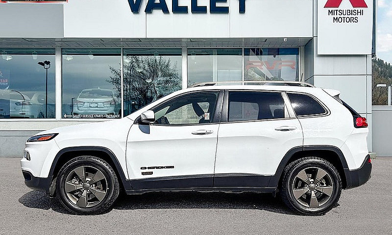 2017 Jeep Cherokee 4...