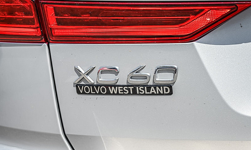 2024 Volvo Xc60...