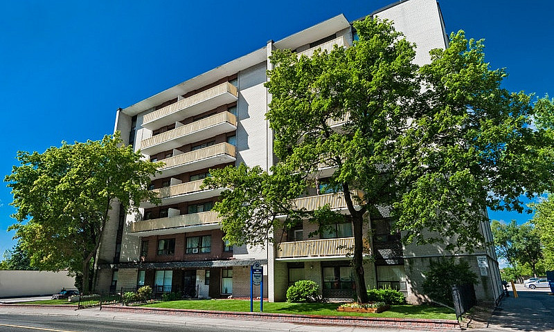 Hopewell Court - 1 B...
