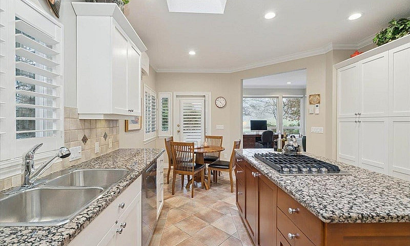65 3355 Morgan Creek...