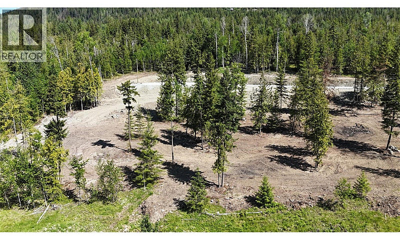 Lot 16 Lonneke Trail...
