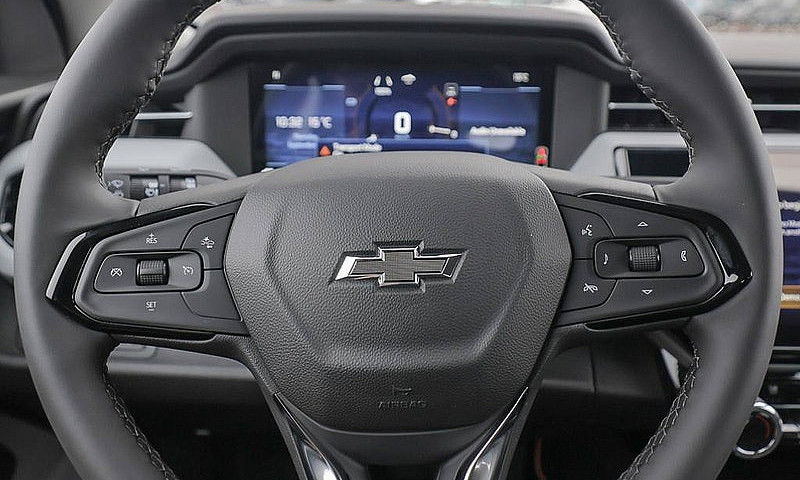 2027 Chevrolet Bolt ...