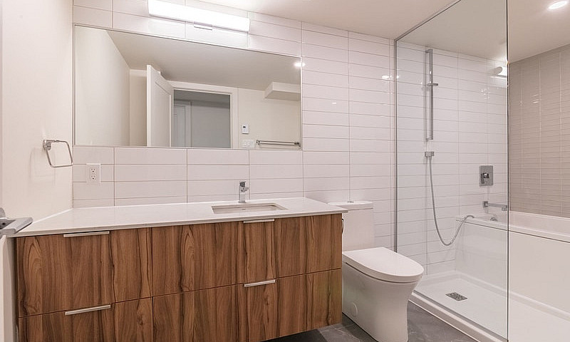 Fully Renovated 2-Be...