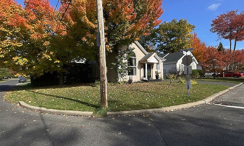 $689,000 - Bungalow ...