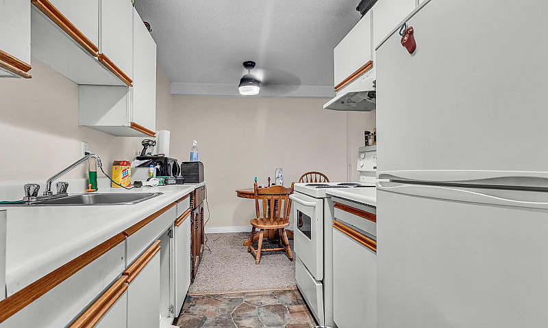 108 9477 Cook Street...