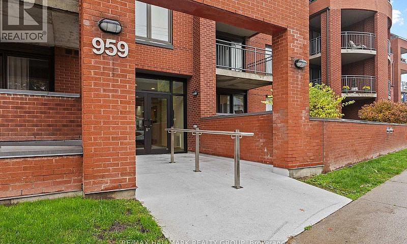 211 - 959 North Rive...