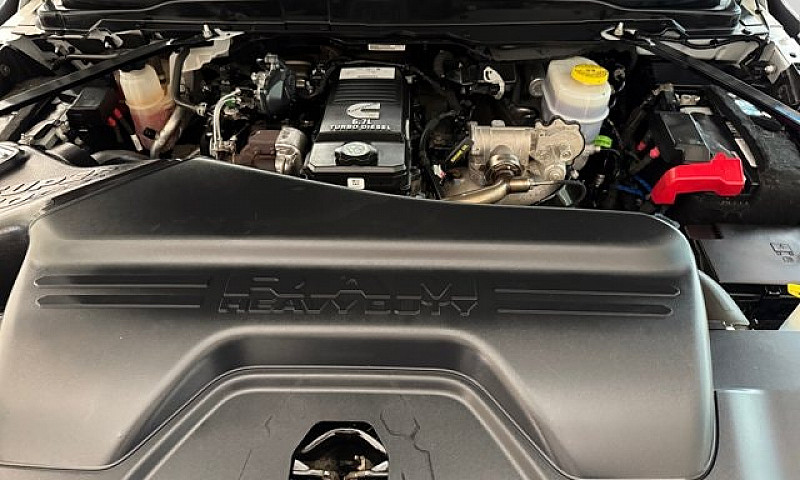 2022 Ram 2500 Larami...