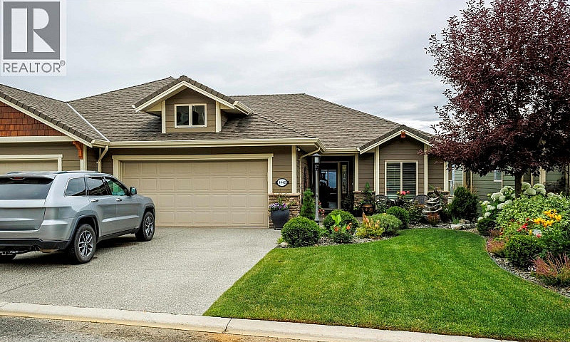 3942 Pine Valley Dri...