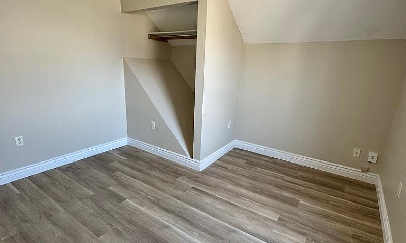 1 Bedroom Upper-Leve...