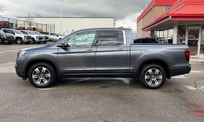 2017 Honda Ridgeline...