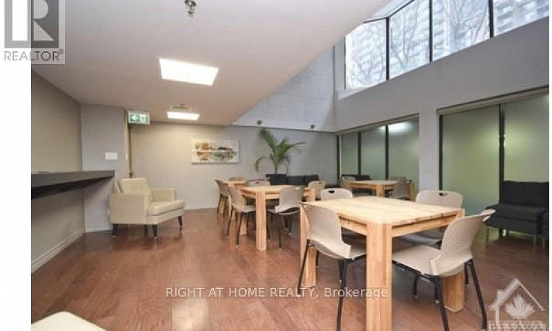 706 - 470 Laurier Av...