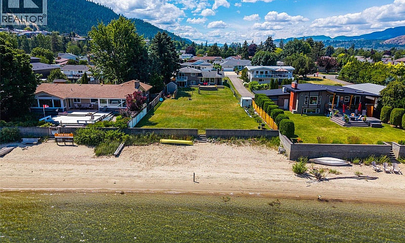 331 Lakeshore Drive ...