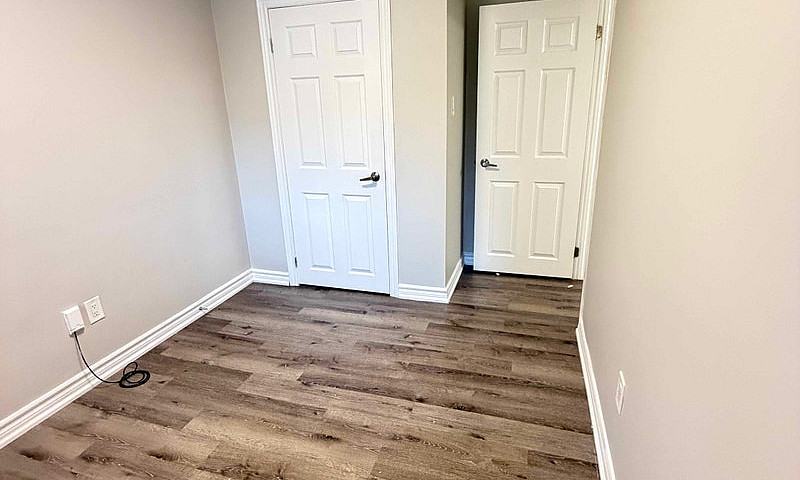 Renovated 3 Bed, 2 B...