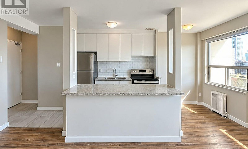 809 - 206 St George ...