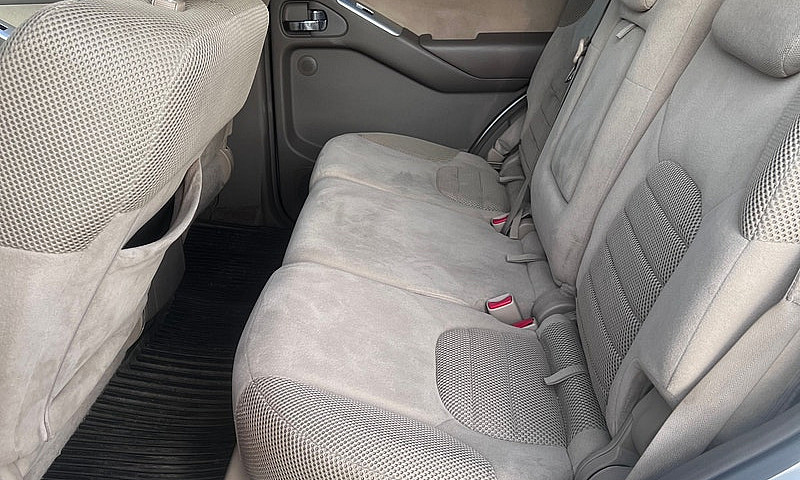 2010 Nissan Pathfind...
