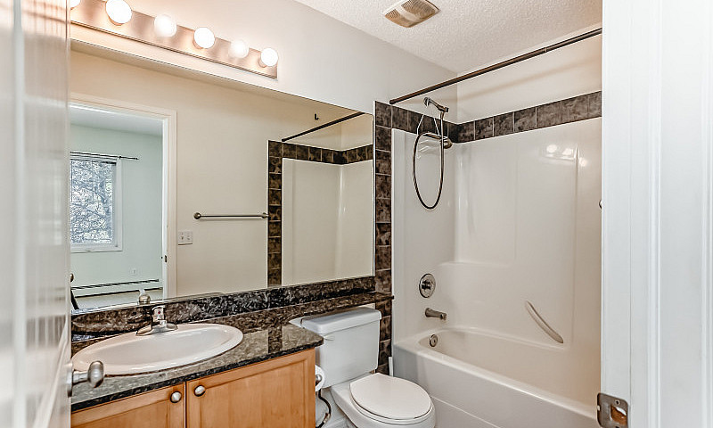 Spacious Corner Unit...