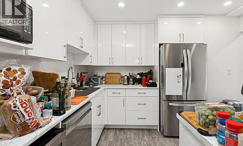 6605 Turnberry Cresc...
