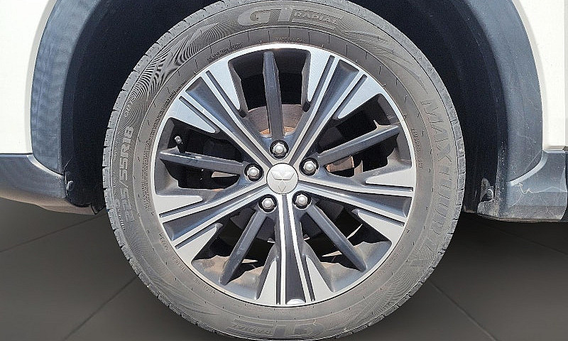 2019 Mitsubishi Ecli...