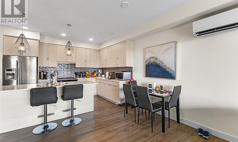 104 2777 North Beach...
