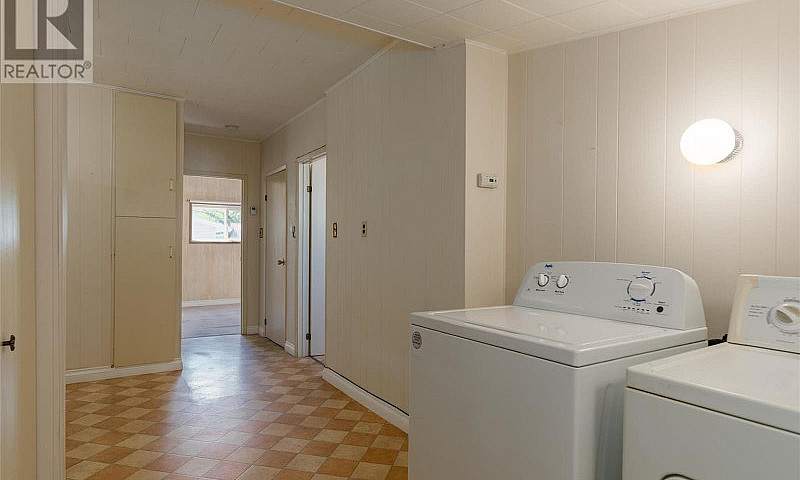 2233 Fifth Avenue Tr...