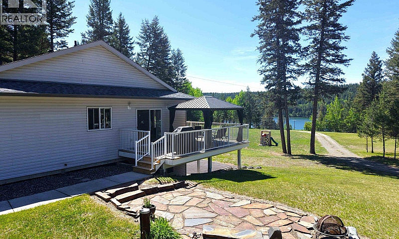 3629 S Cariboo 97 Hi...