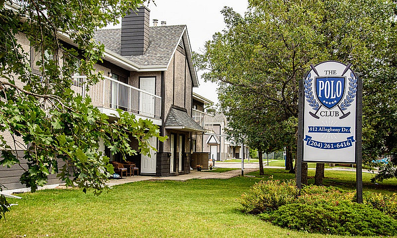 Polo Club Townhomes ...