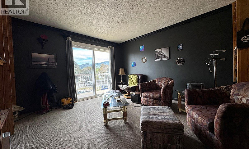 1703 Menzies Street ...