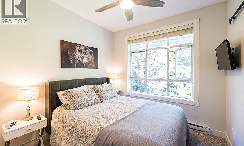 311 4405 Blackcomb W...