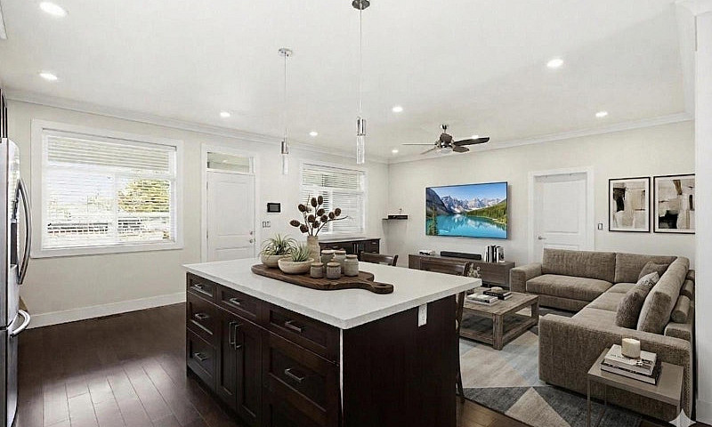 32141 Hillcrest Aven...