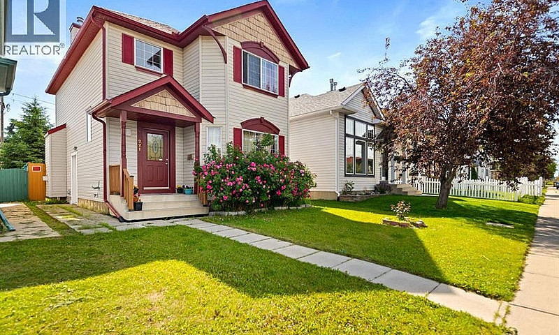 221 Tarington Close ...
