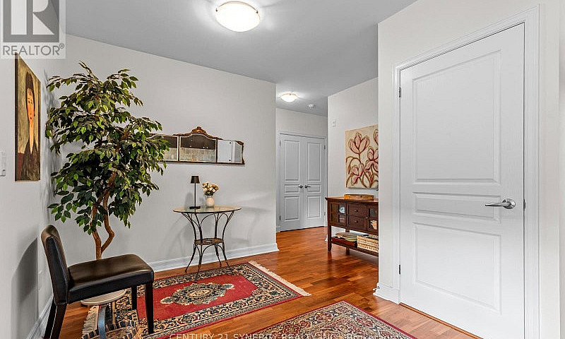 501 - 200 Besserer S...