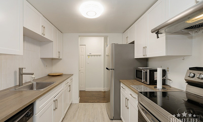 Modern Ground-Floor ...