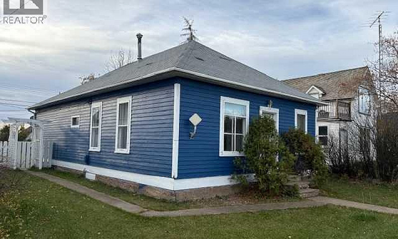 4919 49 Street Hardi...