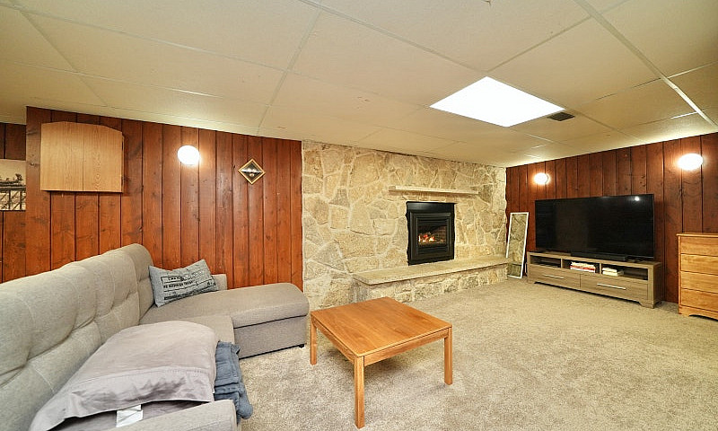 3 Bedroom Bungalow F...