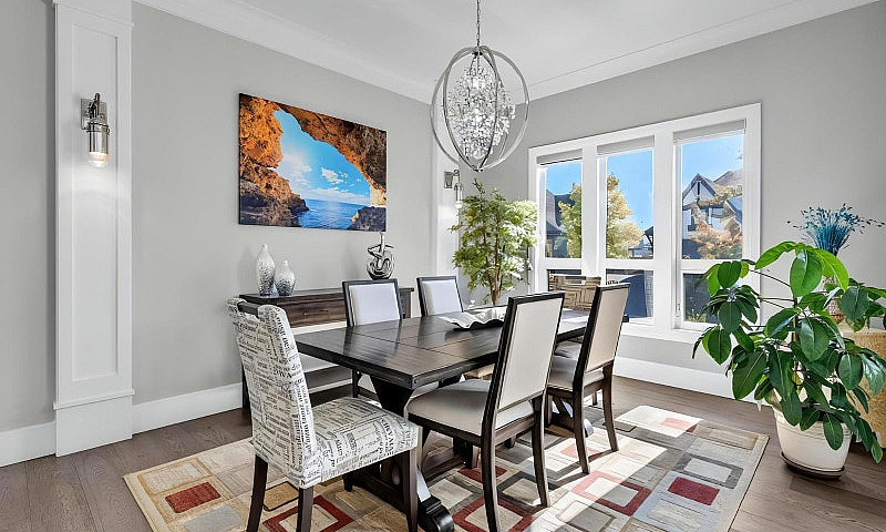 15949 39A Avenue Sur...