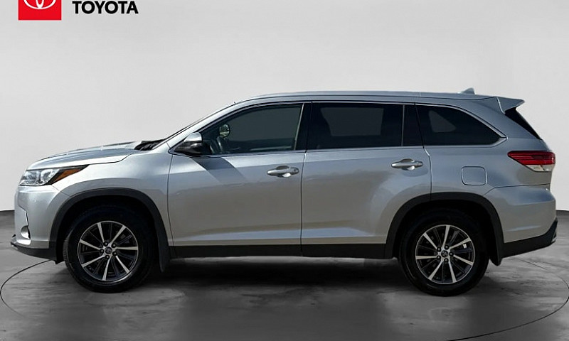 2019 Toyota Highland...