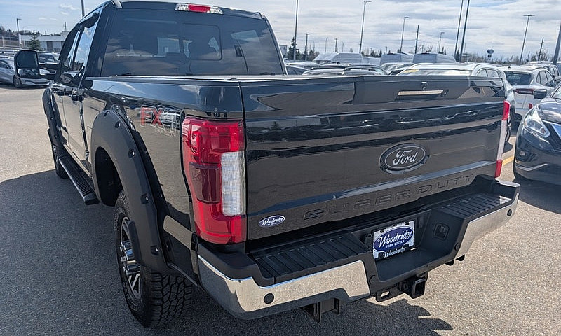 2017 Ford Super Duty...