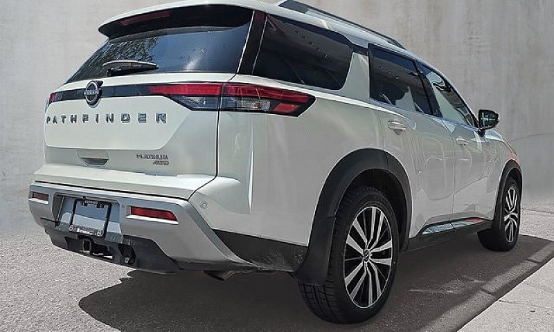 2024 Nissan Pathfind...