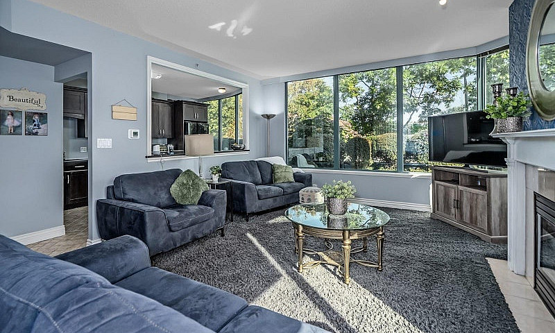 302 32330 South Fras...