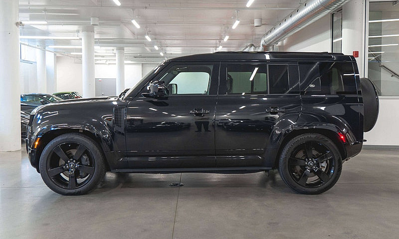 2024 Land Rover Defe...