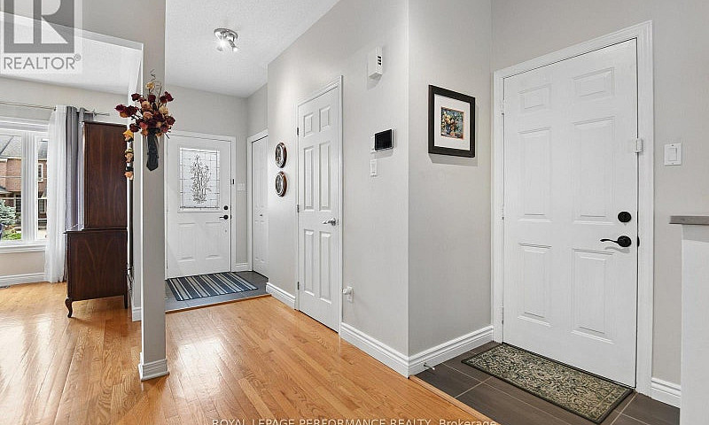 14 Windeyer Crescent...