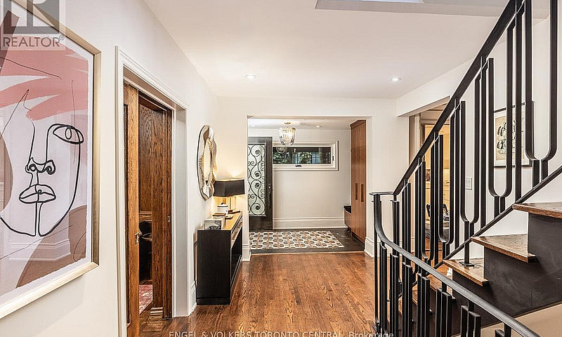 1 Bryce Avenue Toron...