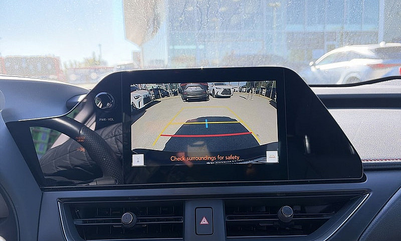 2023 Lexus Ux 250H U...