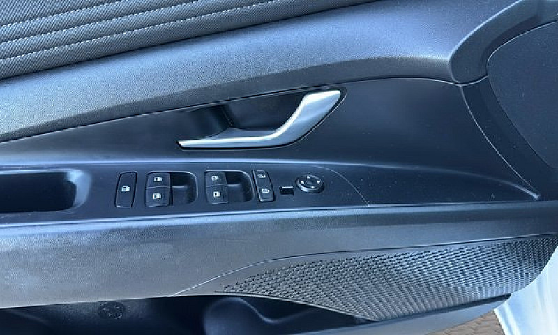 2021 Hyundai Elantra...