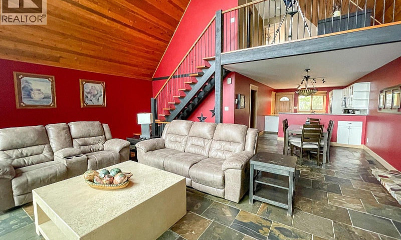3075 Waverly Rd. Roa...