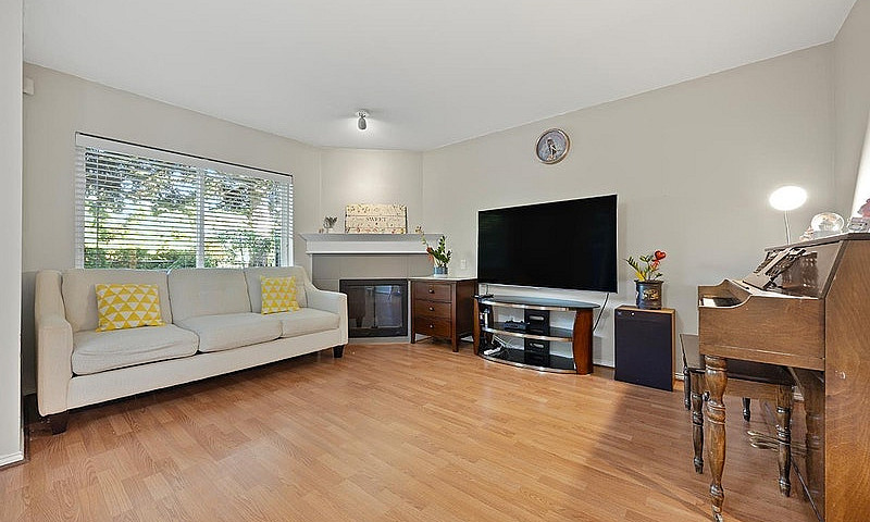 204 16233 82 Avenue ...