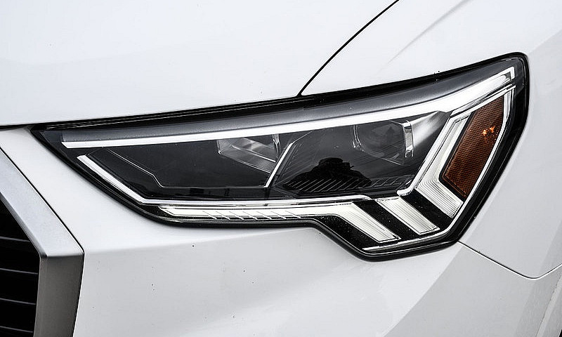 2024 Audi Q3 Komfort...