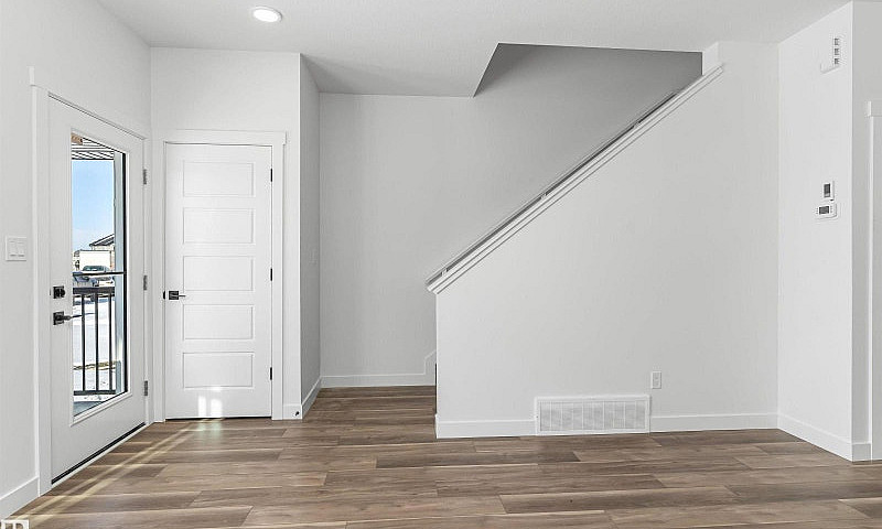 4233 63 St Beaumont,...