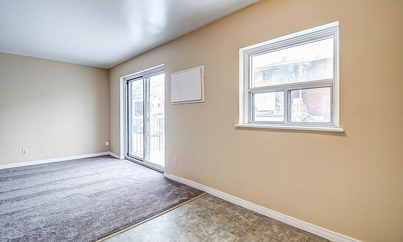 Windsor 2 Bedroom Ap...