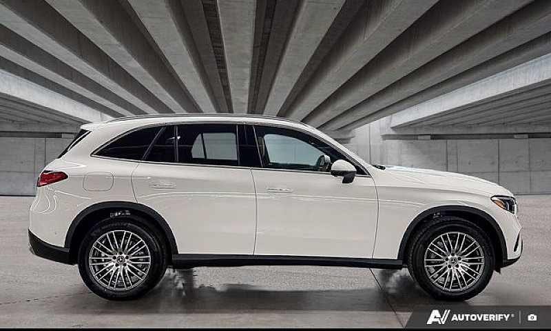 2027 Mercedes-Benz G...